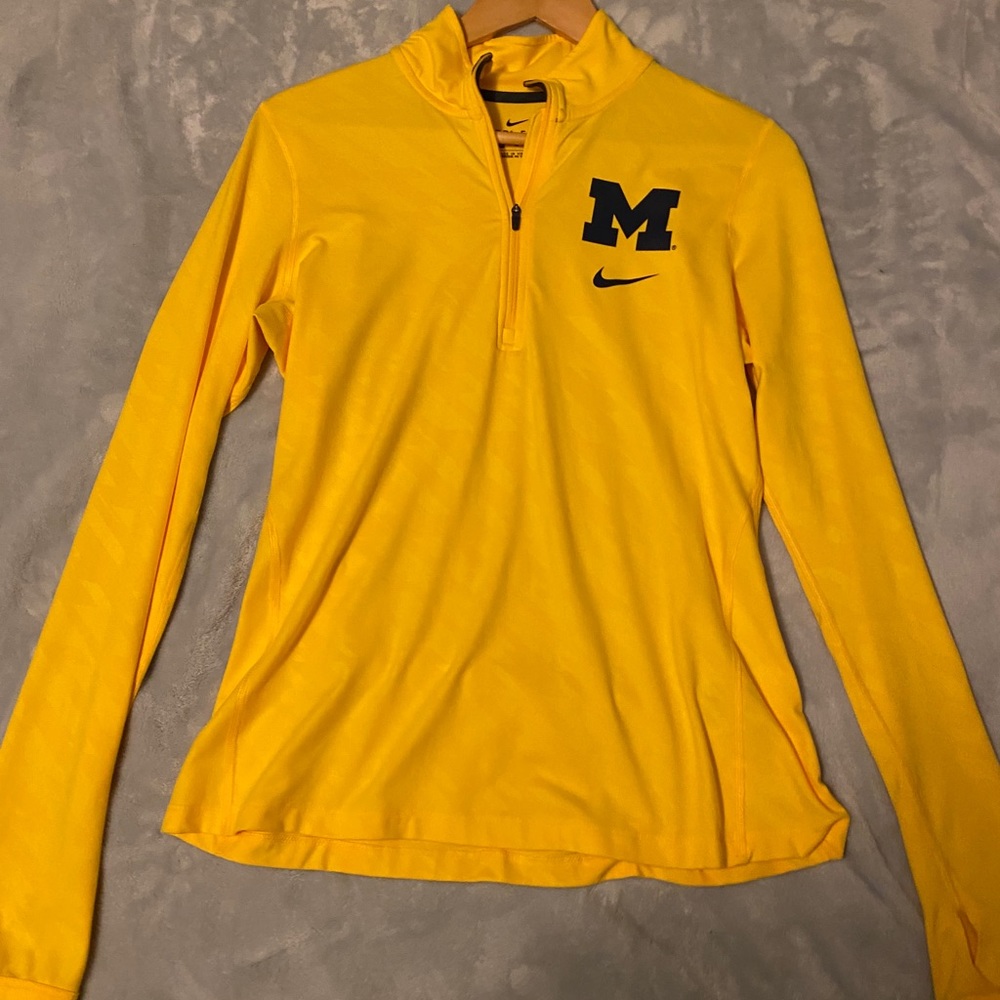 University of Michigan Women’s Nike Long sleeve